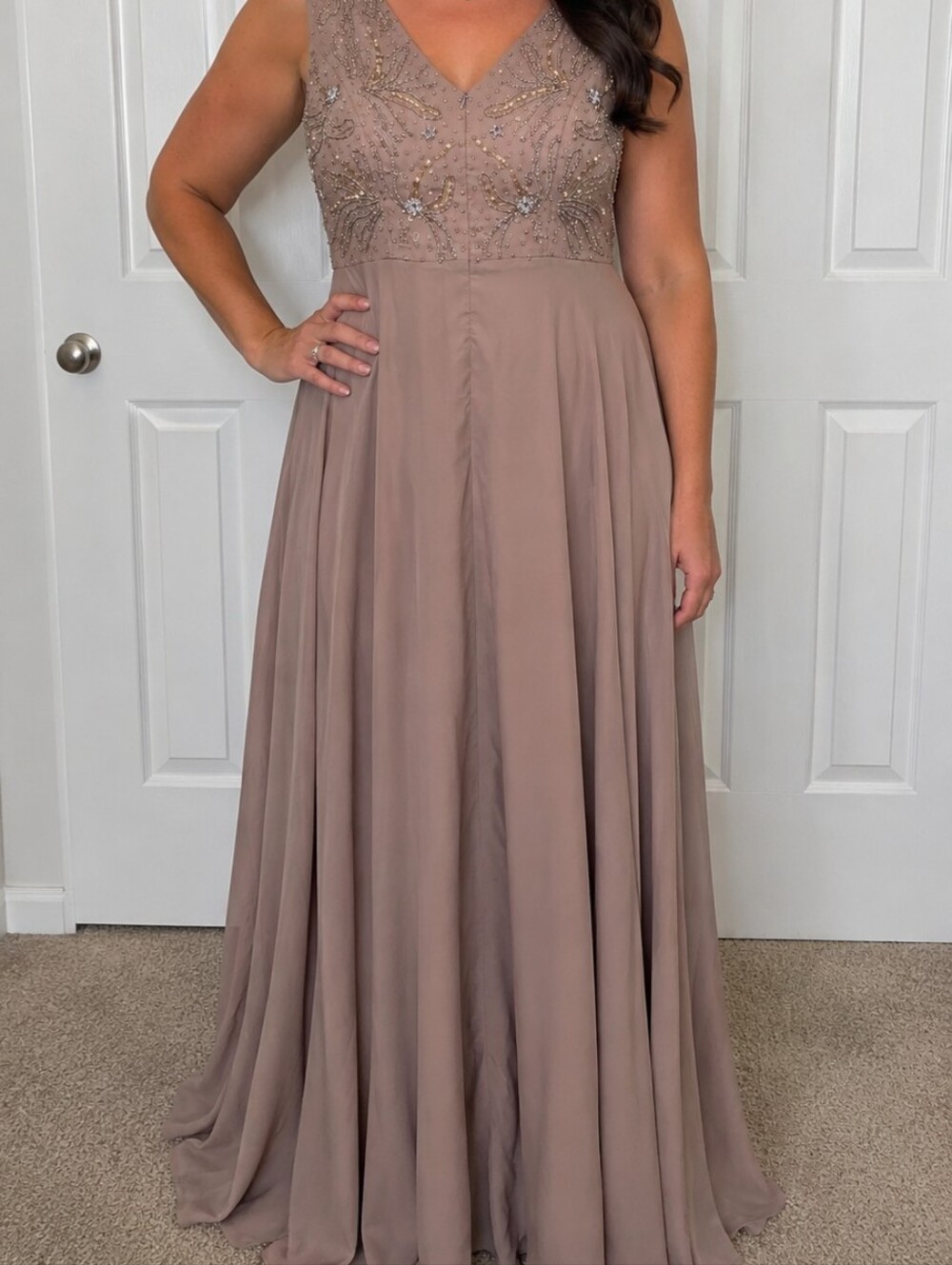 Elegant Flowing Evening Gown With Sequin Bodice